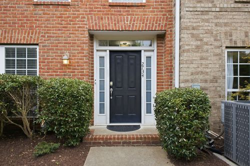 2734 Dracut Ln, Nashville, TN, 37211-7194 | Card Image