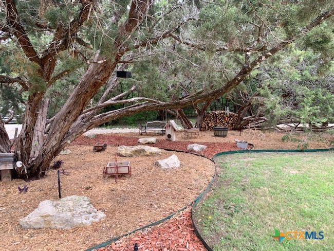 655 Hwy 236, Home with 3 bedrooms, 2 bathrooms and null parking in Moody TX | Image 27