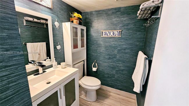APT-412C - 1401 Sw 134 Th Way, Condo with 1 bedrooms, 2 bathrooms and null parking in Pembroke Pines FL | Image 4