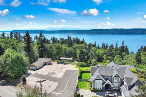501 11th St, Mukilteo, WA, 98275-2223 | Card Image