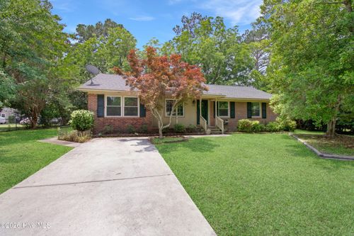 518 Brynn Marr Rd, Jacksonville, NC, 28546-7718 | Card Image