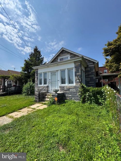 7146 Montour St, PHILADELPHIA, PA, 19111-4015 | Card Image