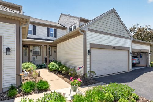 2822 Gypsum Cir, Naperville, IL, 60564-4761 | Card Image