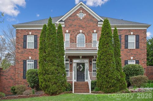 9018 Kensington Forest Dr, Harrisburg, NC, 28075-5613 | Card Image