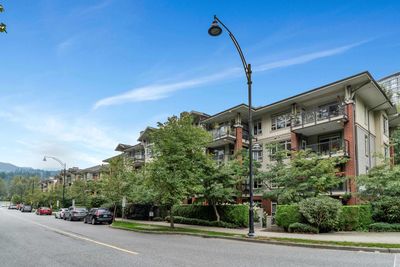 201 - 200 Capilano Rd, Condo with 2 bedrooms, 2 bathrooms and 1 parking in Port Moody BC | Image 3