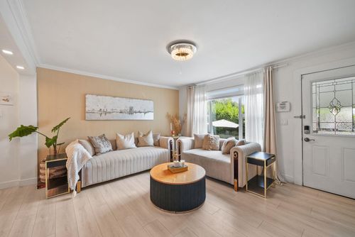 1875 Coleman Ave, Coquitlam, BC, V3K1B5 | Card Image