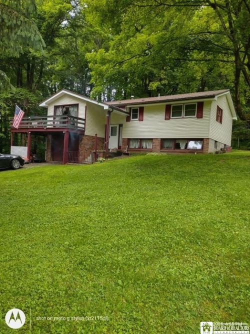 613 N Main St, Russell, PA, 16345-3925 | Card Image