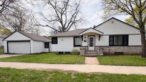 5879 N 29th St, Milwaukee, WI, 53209-4259 | Card Image