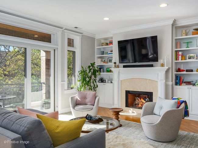 APT-3 - 456 Briar Pl, Home with 3 bedrooms, 2 bathrooms and null parking in CHICAGO IL | Image 5