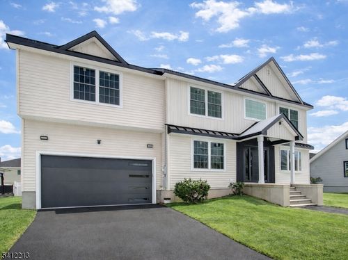 735 Vernon Ave, Kenilworth, NJ, 07033-2046 | Card Image