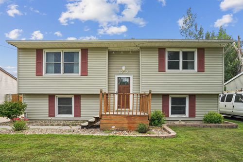 1312 Roosevelt St, Waterloo, IA, 50707-4028 | Card Image