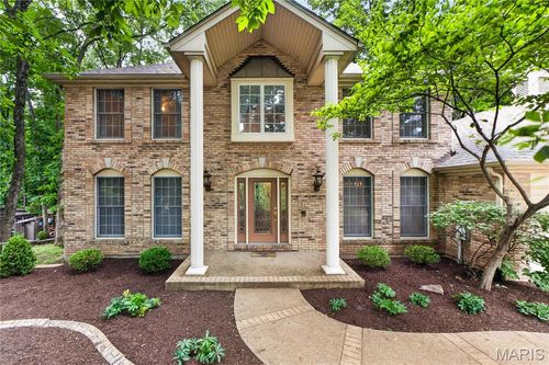 461 Thunderhead Canyon Dr, Wildwood, MO, 63011-1736 | Card Image