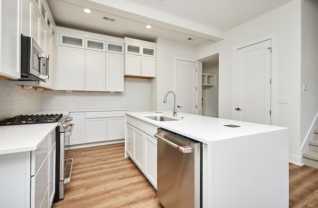 812 E 2 Nd St, Condo with 3 bedrooms, 3 bathrooms and null parking in Des Moines IA | Image 10
