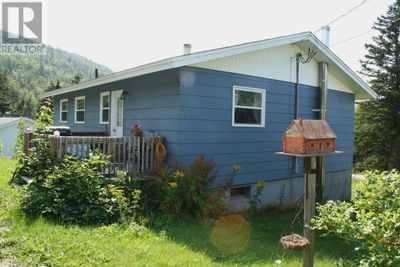 2 1 St Ave, House other with 2 bedrooms, 2 bathrooms and null parking in Hughes Brook NL | Image 2