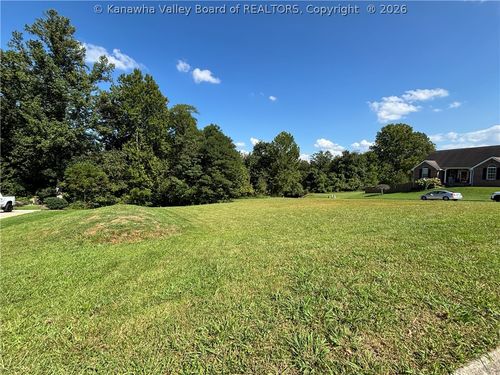 1102 Oakwood Rd, Culloden, WV, 25510-9436 | Card Image