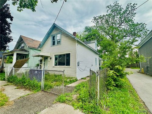 87 Peach St, Buffalo, NY, 14204-1214 | Card Image