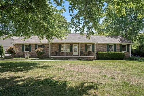 101 Kaywood Ave, Tullahoma, TN, 37388-5628 | Card Image