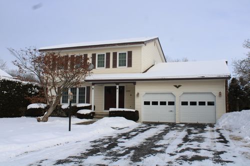 3 Pinewood Dr, Plattsburgh, NY, 12901-1319 | Card Image