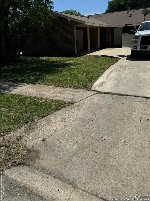 5734 Harefield Dr, San Antonio, TX, 78228-5656 | Card Image