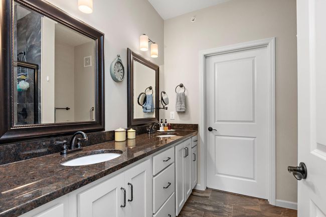 Primary Bath | Image 13
