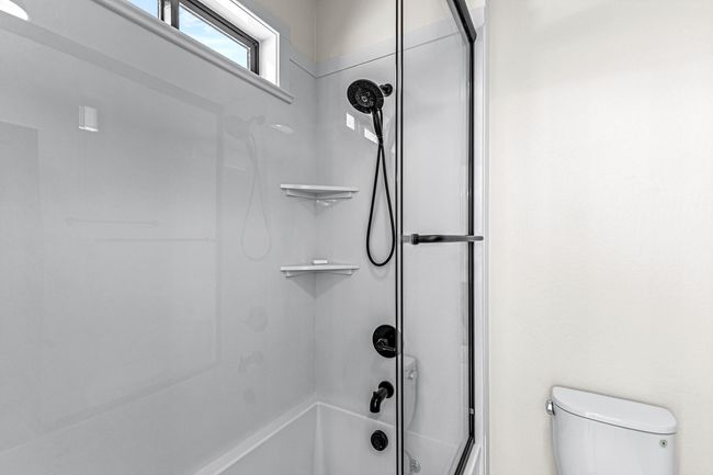 Guest Bath | Image 24