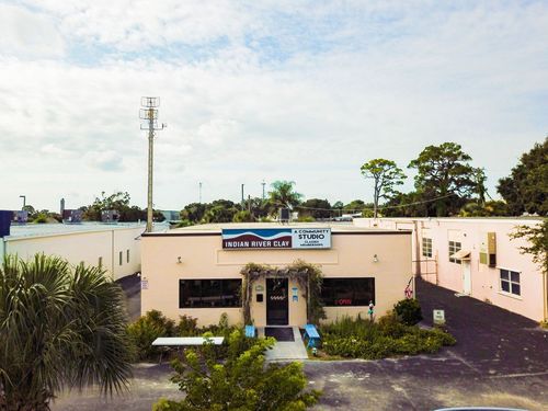 1239 16th St, Vero Beach, FL, 32960-3620 | Card Image