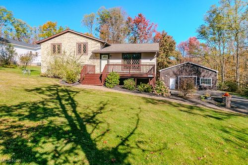 10978 Fairmount Rd, Newbury, OH, 44065-9709 | Card Image