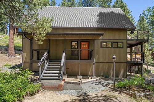 2-944 Divot Ct, Incline Village, NV, 89451-8991 | Card Image