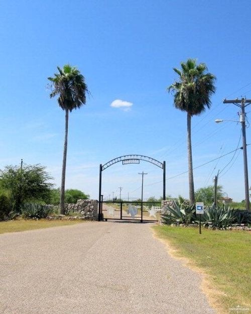 34907 Longhorn Dr, Edinburg, TX, 78542 | Card Image