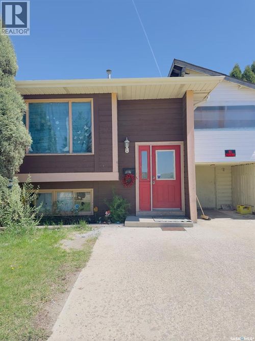 1607 Acadia Dr, Saskatoon, SK, S7H5K7 | Card Image