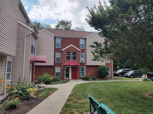 57-57 Heather Rdg, Shelton, CT, 06484-4643 | Card Image