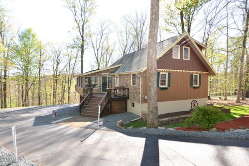 104 Ash Ln, Greentown, PA, 18426-7436 | Card Image