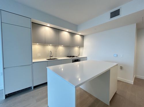 3008-6537 Telford Ave, Burnaby, BC, V5H0K9 | Card Image