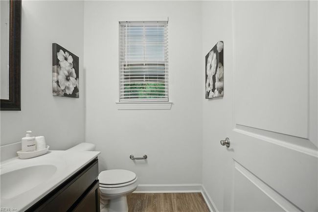 637 Middleton Way, House other with 5 bedrooms, 4 bathrooms and null parking in Chesapeake VA | Image 16