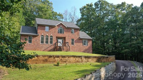 1064 Skye Dr, Pisgah Forest, NC, 28768-8002 | Card Image