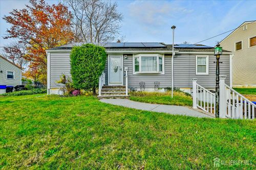 38 Victory Pl, East Brunswick, NJ, 08816-2234 | Card Image