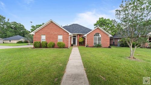 5020 Pine Crest Cir, Texarkana, AR, 71854-1774 | Card Image