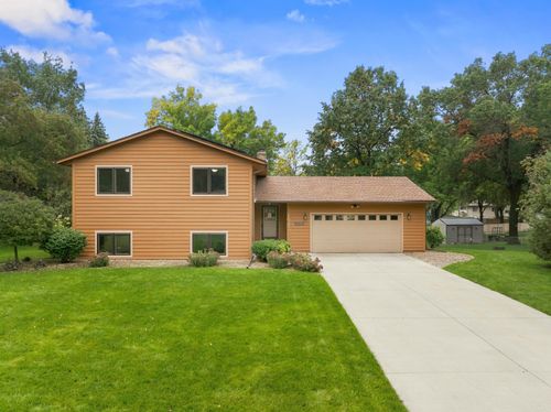 1825 Truman Ct, Northfield, MN, 55057-3025 | Card Image