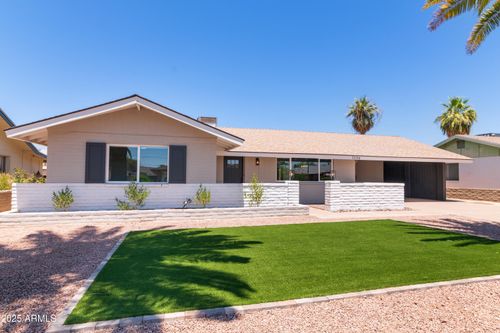 1206 E Loyola Dr, Tempe, AZ, 85282-3946 | Card Image
