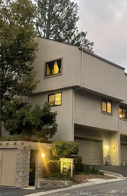 c-3619 W Hidden Ln, Rolling Hills Estates, CA, 90274-4153 | Card Image
