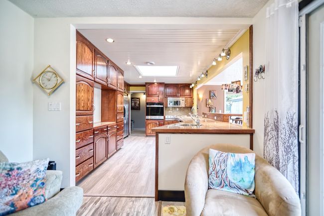 6241 Sechelt Inlet Rd, House other with 3 bedrooms, 2 bathrooms and 5 parking in Sechelt BC | Image 15