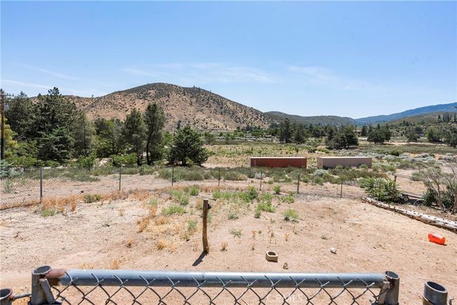 26865 Elizabeth Lake Rd, House other with 2 bedrooms, 2 bathrooms and 2 parking in Lake Hughes CA | Image 47