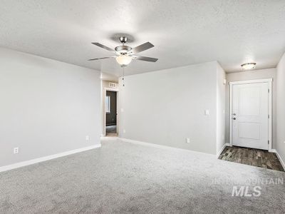 17590 Mason Ridge Way, House other with 3 bedrooms, 2 bathrooms and 2 parking in Nampa ID | Image 2