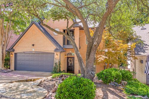 325 Valiant Dr, Rockwall, TX, 75032-8404 | Card Image