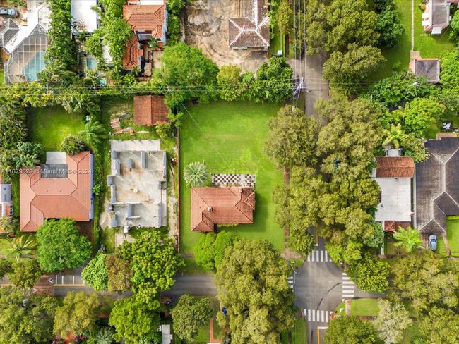 1258 Obispo Ave, House other with 5 bedrooms, 6 bathrooms and null parking in Coral Gables FL | Image 12