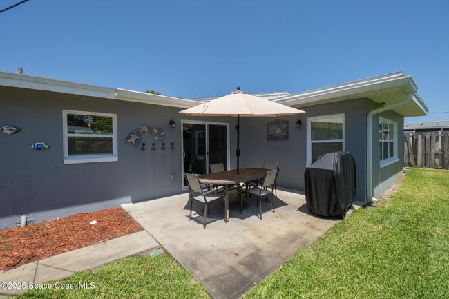 346 Cyprus Dr, House other with 3 bedrooms, 2 bathrooms and null parking in Cocoa Beach FL | Image 31