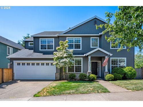 3296 Nomie Way, West Linn, OR, 97068-5622 | Card Image