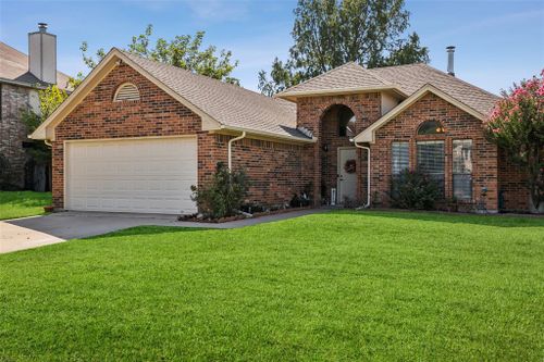 613 Reeves Lane, Kennedale, TX, 76060 | Card Image