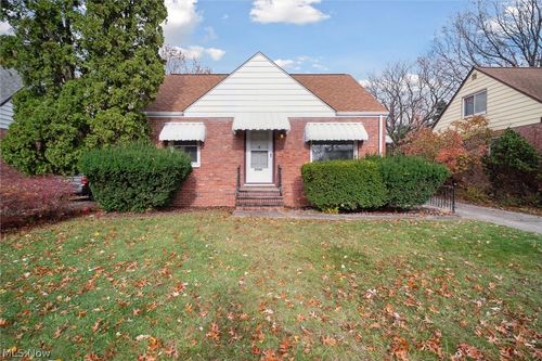 25301 Marsdon Dr, Euclid, OH, 44132-2219 | Card Image