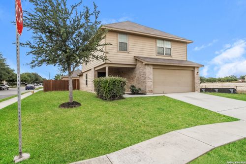 2243 Dry Moss Pass, San Antonio, TX, 78224-3206 | Card Image